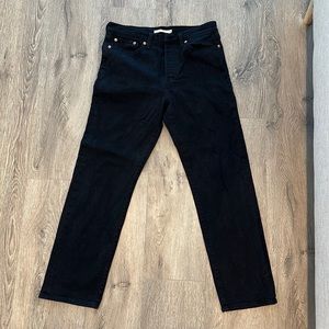 Levi wedgie straight jeans